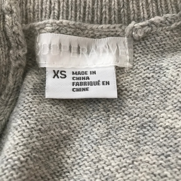 Urban Outfitters Grey Sweater Vest - Picture 5 of 5